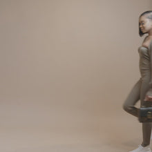 Load and play video in Gallery viewer, Mini Portable Cordless Flat Iron